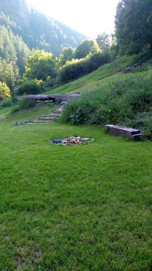 Nuit A Pleiney Bed & Breakfast Saint-Rhemy-En-Bosses Dış mekan fotoğraf