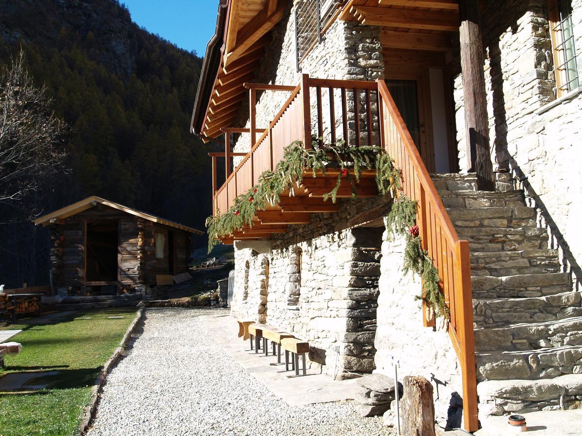 Nuit A Pleiney Bed & Breakfast Saint-Rhemy-En-Bosses Dış mekan fotoğraf