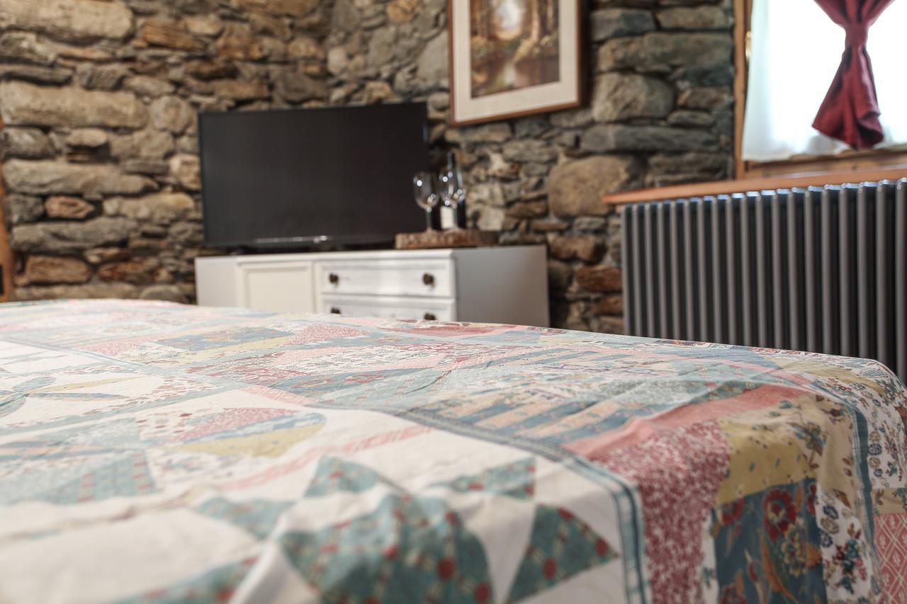 Nuit A Pleiney Bed & Breakfast Saint-Rhemy-En-Bosses Dış mekan fotoğraf