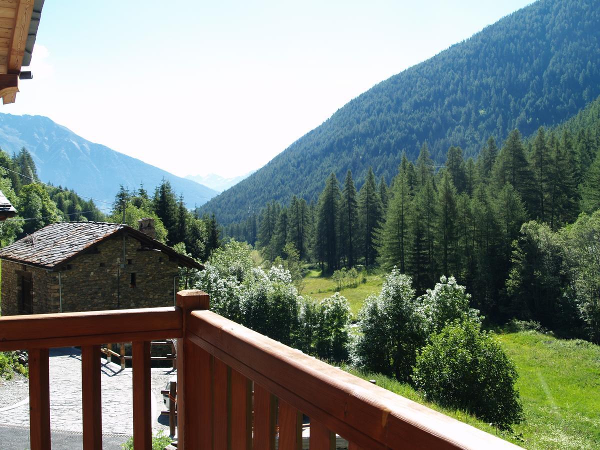 Nuit A Pleiney Bed & Breakfast Saint-Rhemy-En-Bosses Dış mekan fotoğraf